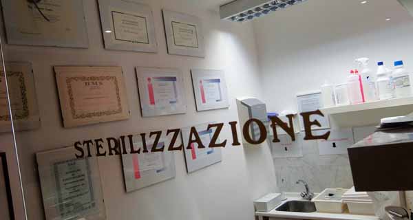 Riccardo Sirello Dentista: lauree e attestati